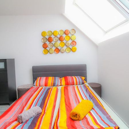 Private Triple Bedroom In Shared Apartment Dw171-4 Відень Екстер'єр фото